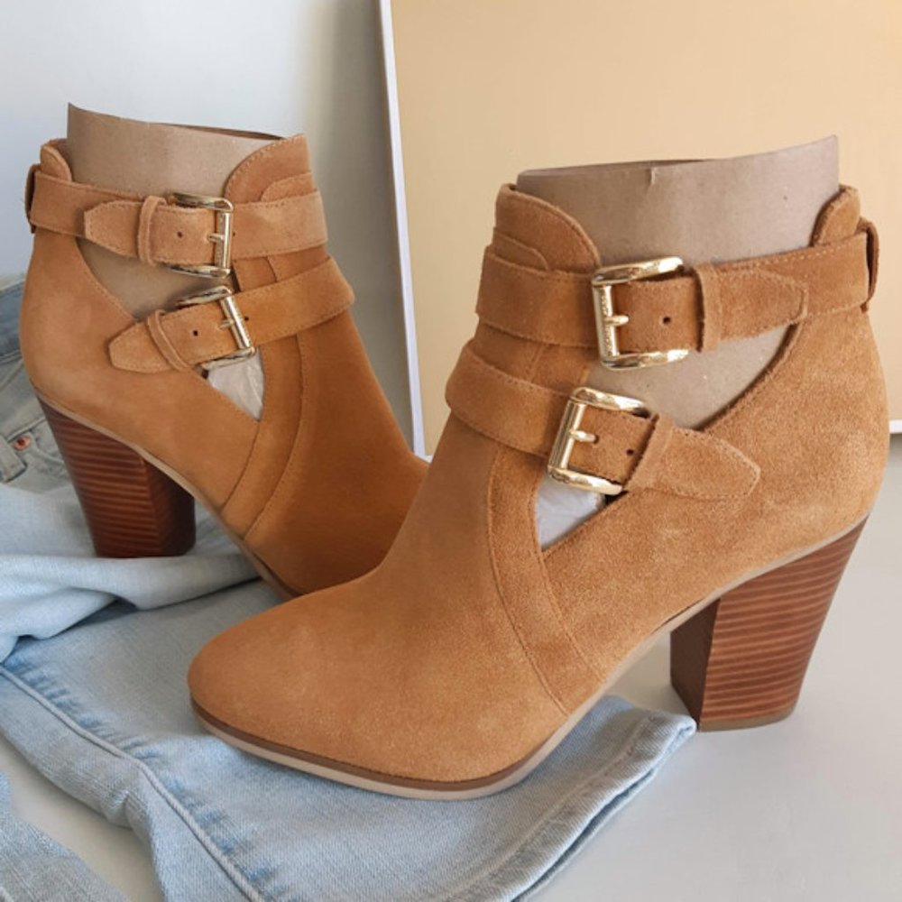 MICHAEL KORS Walden Suede Bootie - Picture 3 of 10